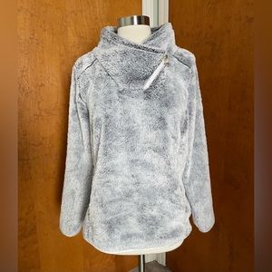 St. John’s Bay Active Faux Fur Gray Blue Pullover Sweater M Medium Zip Collar